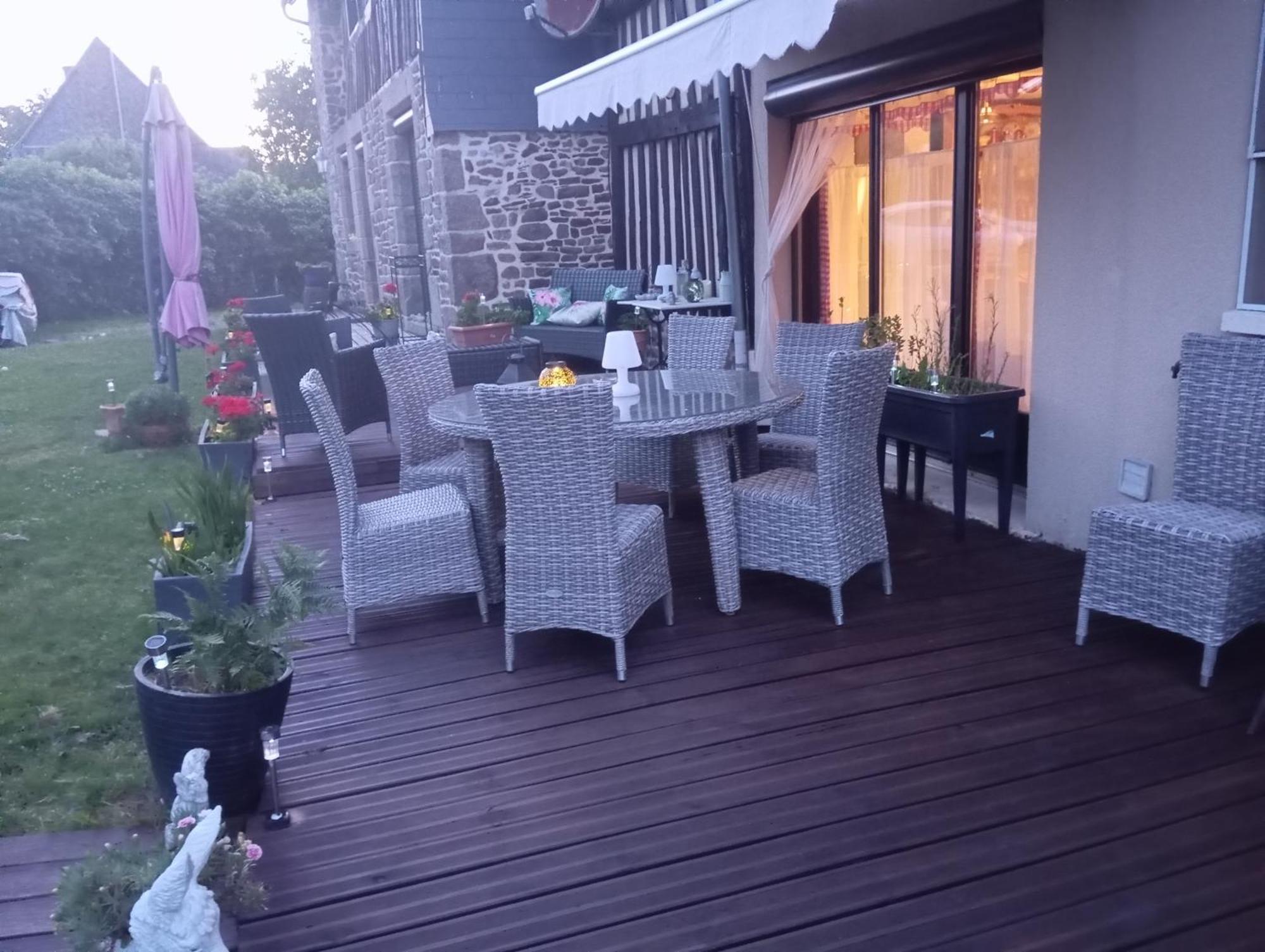 La Gerbaudiere Chambres&Table D Hotes Proche Mont Saint Michel Cuisine Maison Notre-Dame-du-Touchet Exterior photo